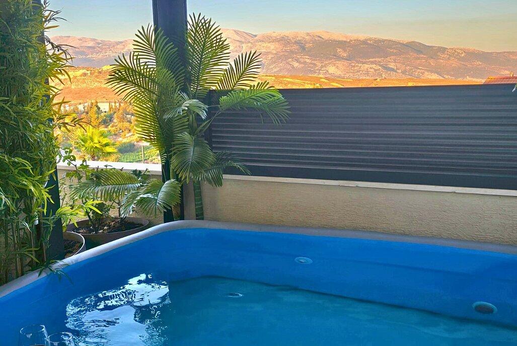 סוויטות רומאנס צפון  26  נופש - וי פור ויקיישן - V for Vacation