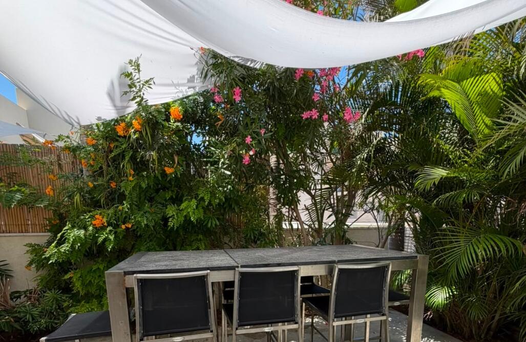 וילה סאן - Villa Sun דרום  11  נופש - וי פור ויקיישן - V for Vacation