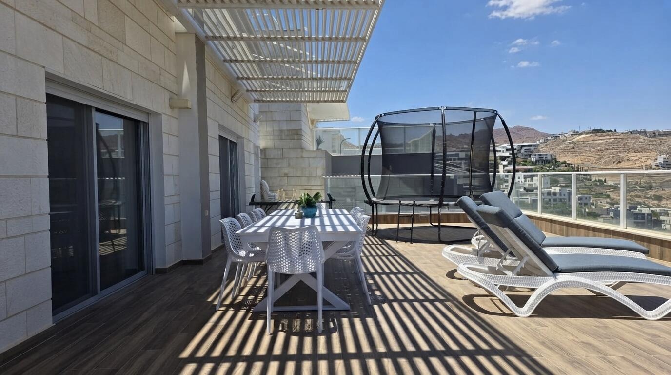 וילה פרנקי דרום  4  נופש - וי פור ויקיישן - V for Vacation