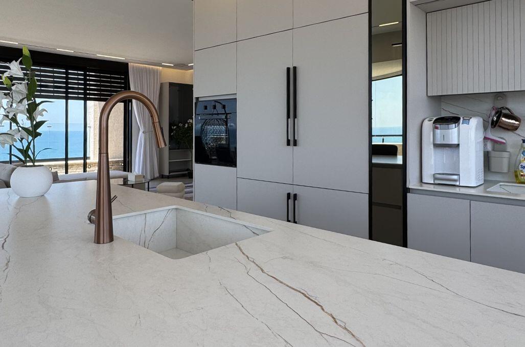 סי וויו פנטהאוז וספא נתניה - Sea view penthouse & spa Netanya מרכז  16  נופש - וי פור ויקיישן - V for Vacation